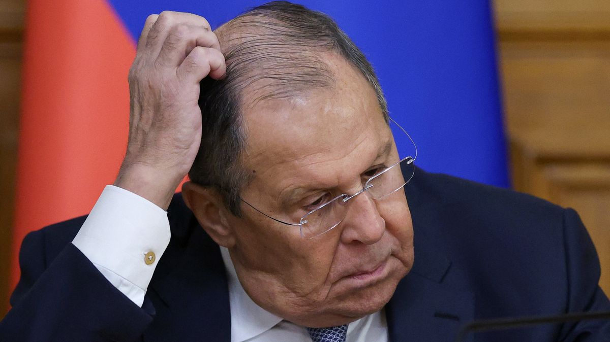 Putinův věrný muž na odpis? Ani Lavrov nemusí odolat známé taktice Kremlu